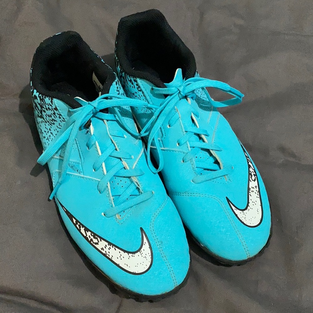 Women’s Nike BombaX Indoor Soccer Shoes